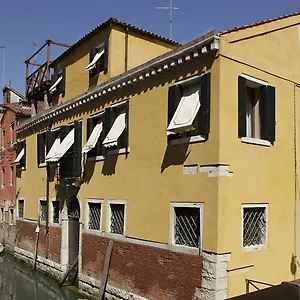 2* Bed & Breakfast Al Palazzetto